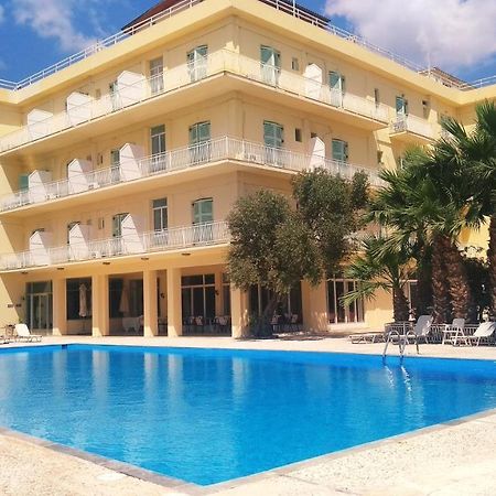 Nireus Hotel Неа-Макри Экстерьер фото
